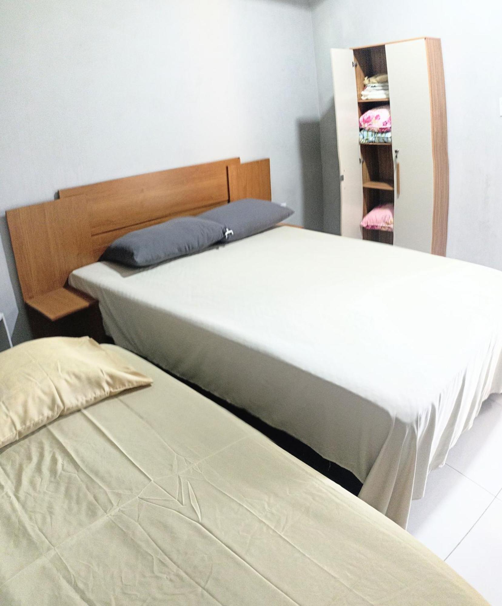 Casa Nova Bem Aconchegante Bairro Tranquilo E Pertinho De Rua Principal A Pituba E Praias Lojas Restaurantes E Bares Casa de Férias